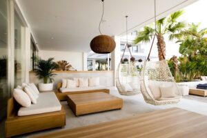 Ibiza stijl tuin inrichten
