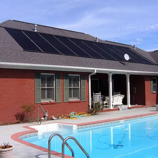 zwembad verwarmen met zonne-energie